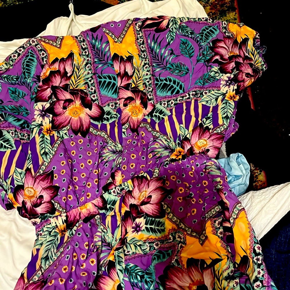 Flower dress,the size of the dress is a L